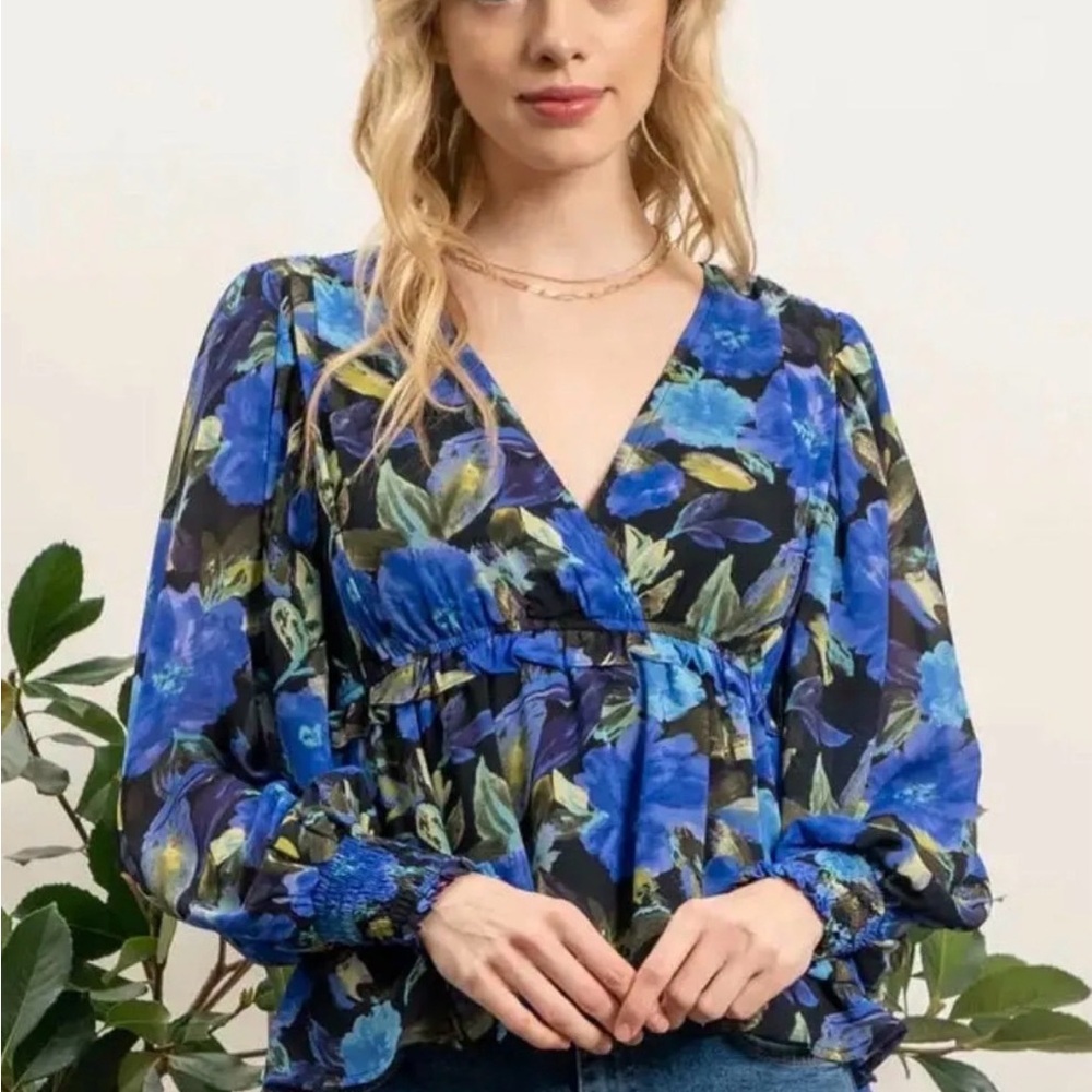 Blu Pepper Floral V-Neck Blouse in Blue and Green